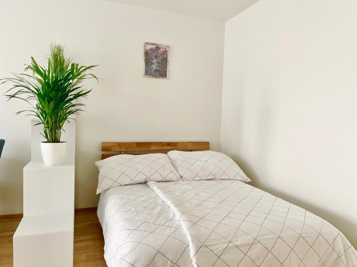 Central 55M2 Flat With Balcony & Parking Відень Екстер'єр фото